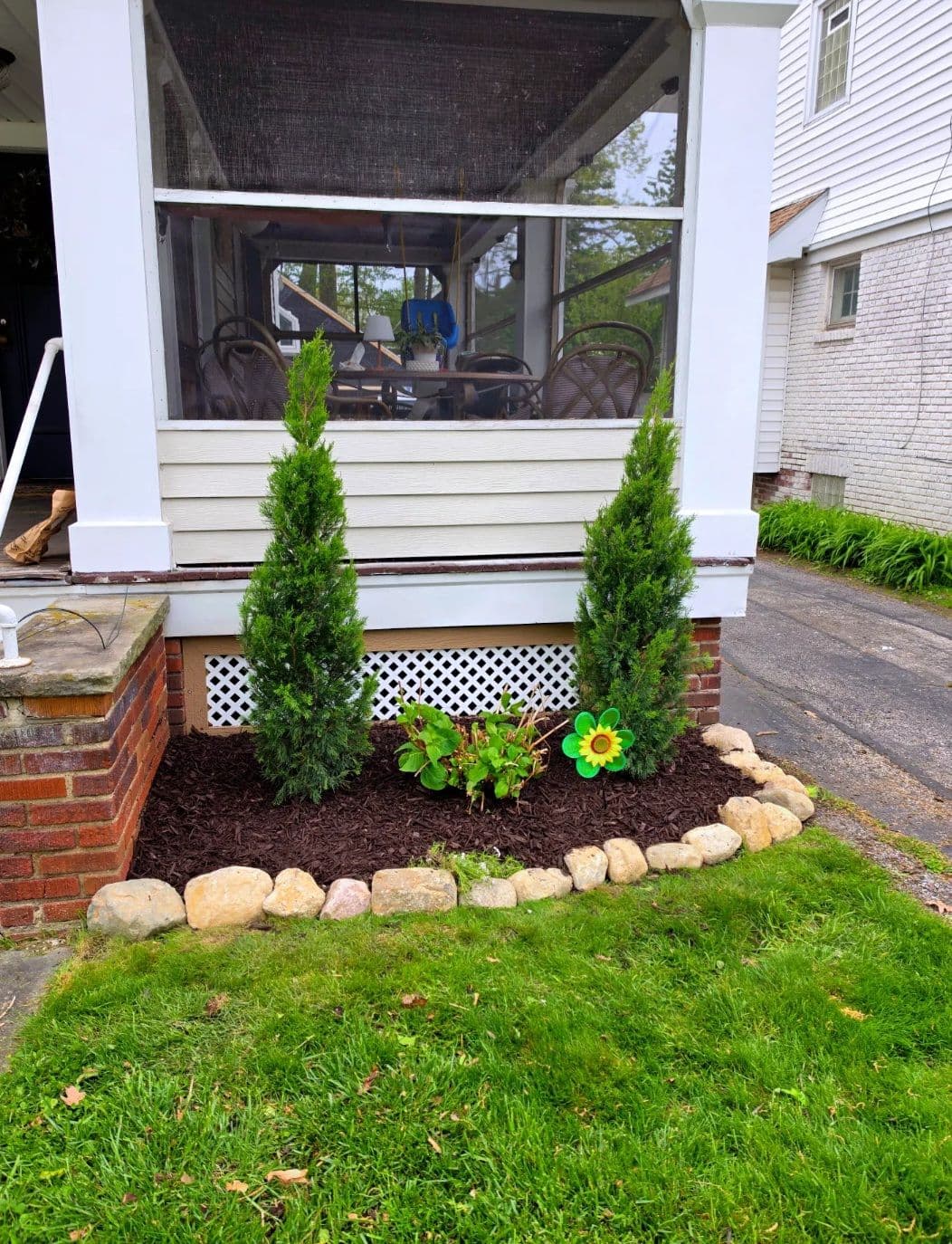 Gallery photos for Front Yard Landscape Installation Gives Lakewood Home Serious Curb Appeal: Image #2